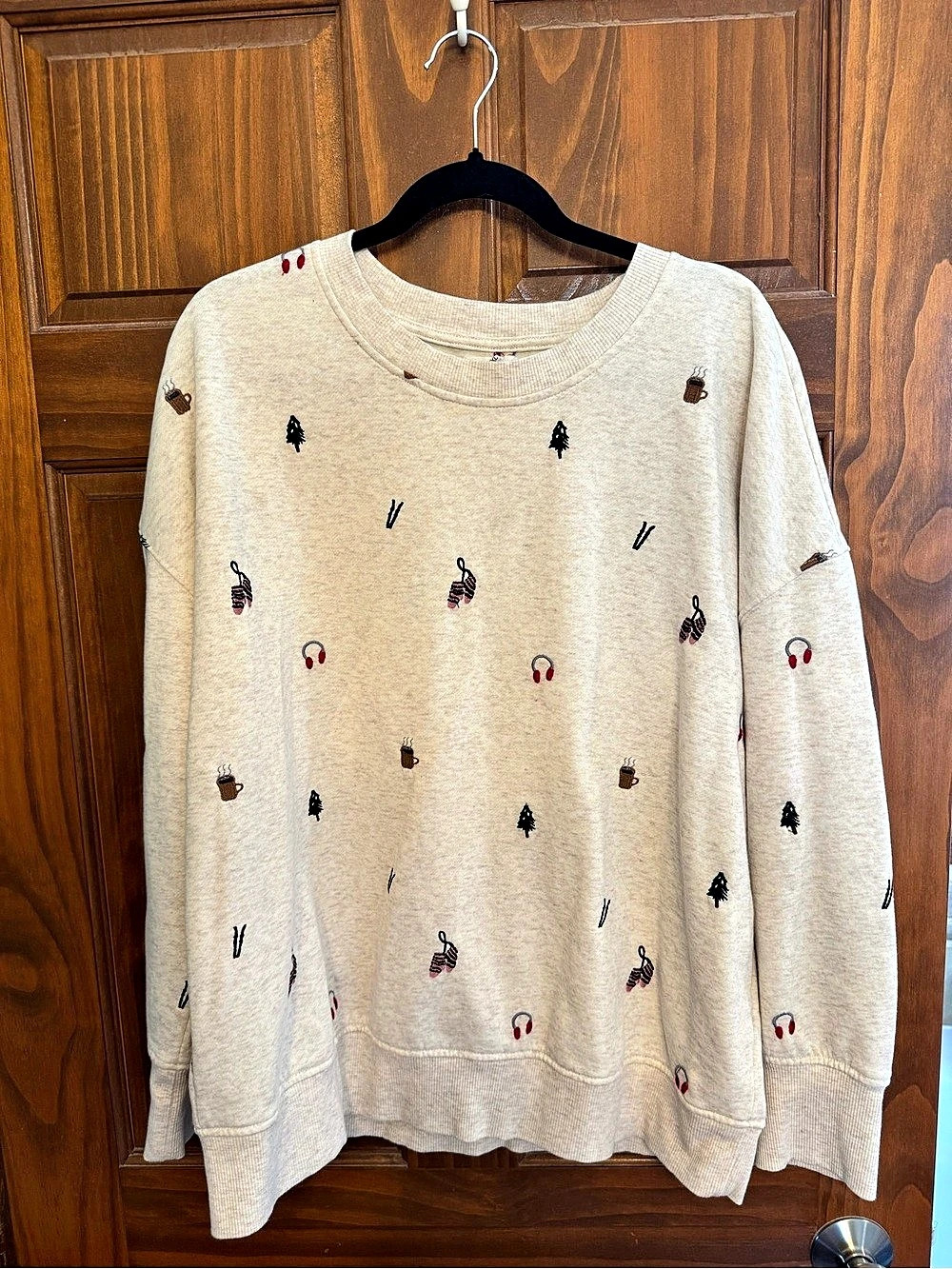 Maurices XXL Winter Embroidered Sweatshirt Oatmeal Cozy Ski